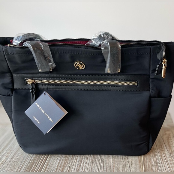 NWT Adrienne Vittadini Black Nylon Tote – Gold Hardware